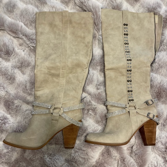 Not Rated high Boots - Picture 6 of 16